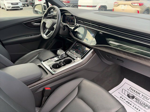 Used 2023 Audi Q7 3.0T Premium Plus w/ Premium Plus Package AWD/4WD image 5