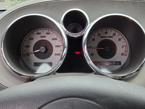 Used 2007 Pontiac Solstice Convertible w/ Premium Package image 15