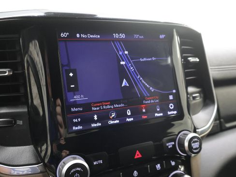 Used 2019 RAM 1500 Laramie AWD/4WD image 14