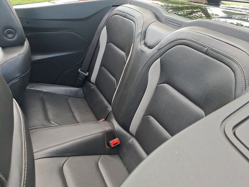 Used 2020 Chevrolet Camaro SS RWD image 10