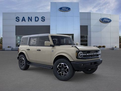 New 2026 Ford Bronco Outer Banks AWD/4WD image 7