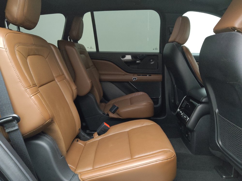 Used 2021 Lincoln Aviator Reserve w/ Equipment Group 208A AWD/4WD image 19