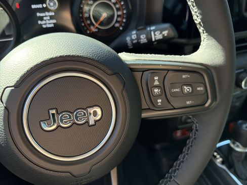 New 2026 Jeep Wrangler Willys AWD/4WD image 19