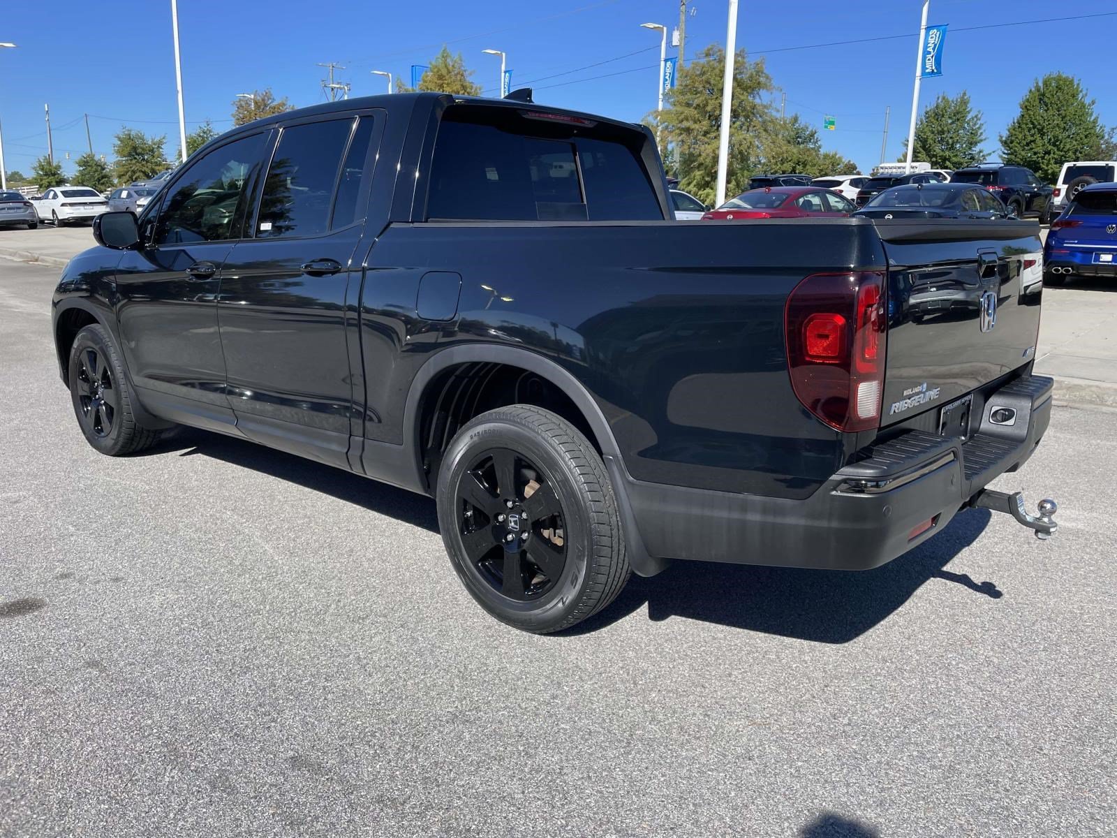 Used 2017 Honda Ridgeline Black Edition image 4