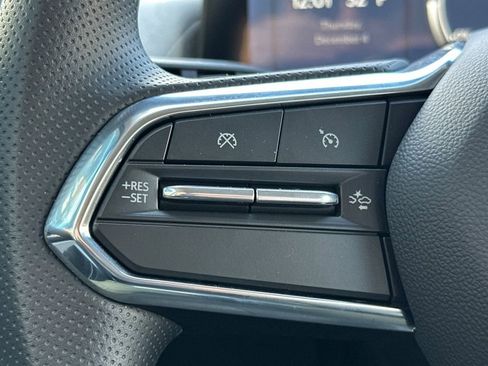 Used 2025 Honda Prologue EX image 28