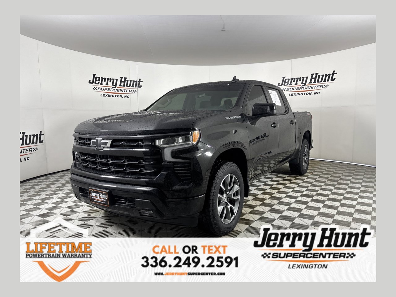 Used 2024 Chevrolet Silverado 1500 RST w/ LPO, Liner Protection Package AWD/4WD image 1