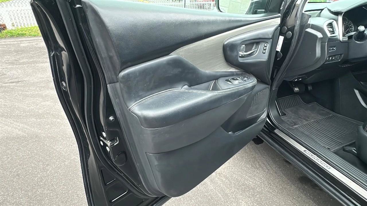 Used 2018 Nissan Murano SL w/ Midnight Edition Package AWD/4WD image 20
