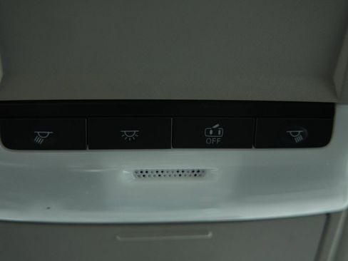 Used 2024 Nissan Altima 2.5 SV image 38