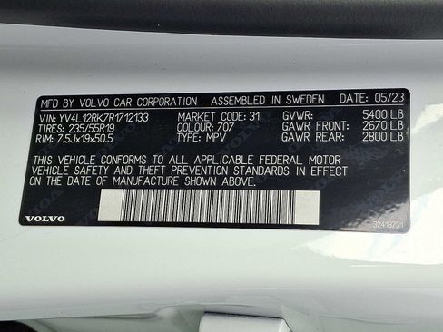 Used 2024 Volvo XC60 B5 Core w/ Climate Package image 30