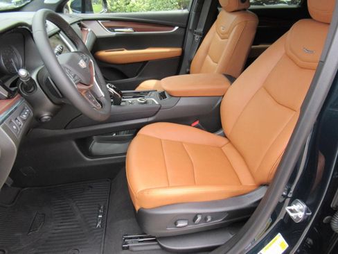 New 2026 Cadillac XT5 Premium Luxury w/ Driver Assist Package FWD image 15