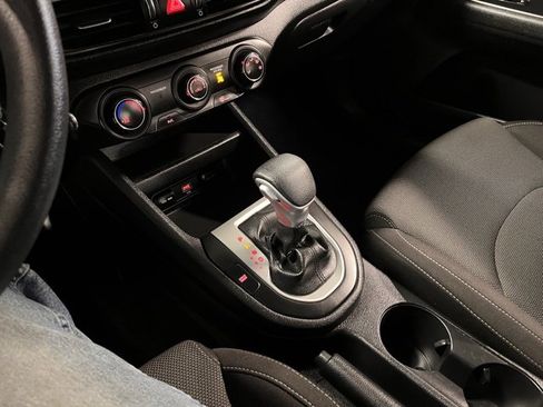 Used 2023 Kia Forte LXS image 28