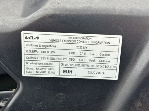 Used 2022 Kia Sorento S FWD image 21
