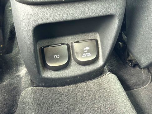 Used 2024 Genesis GV80 2.5T image 19