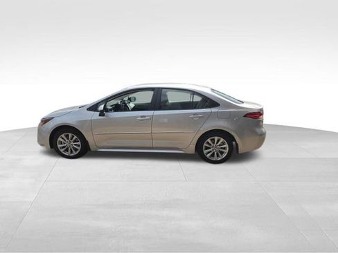 Certified 2026 Toyota Corolla LE w/ LE Premium Package FWD image 7
