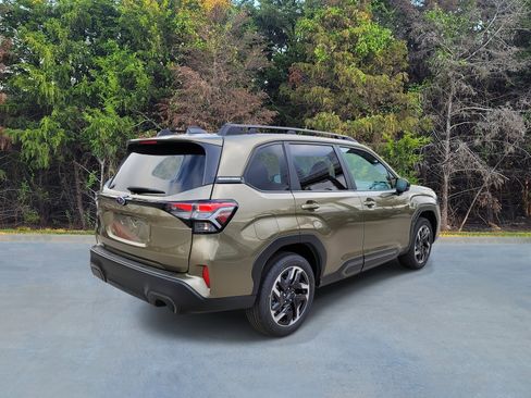 Used 2026 Subaru Forester Limited image 16