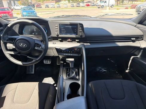 Used 2026 Hyundai Elantra Sport FWD image 16