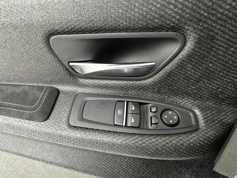 Used 2020 BMW M4 CS w/ Executive Package image 28