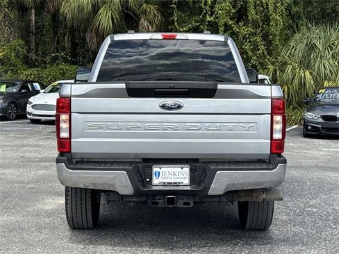 Certified 2022 Ford F250 XLT image 6