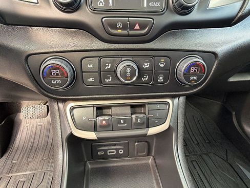 Certified 2023 GMC Terrain Denali image 10