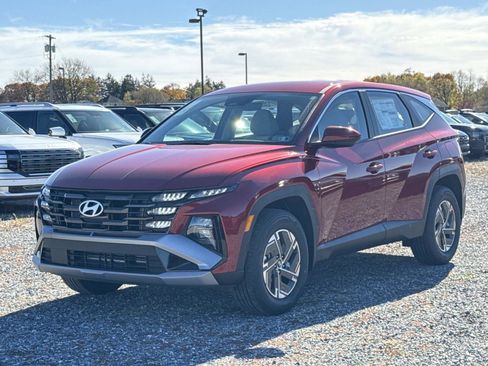 New 2026 Hyundai Tucson Blue SE image 15