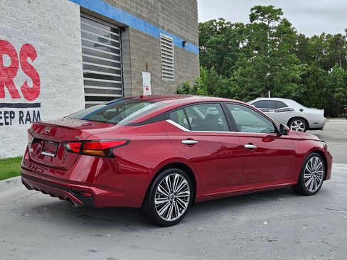 Used 2023 Nissan Altima 2.5 SL FWD image 7