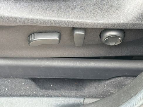 Used 2023 Subaru Ascent Touring image 28