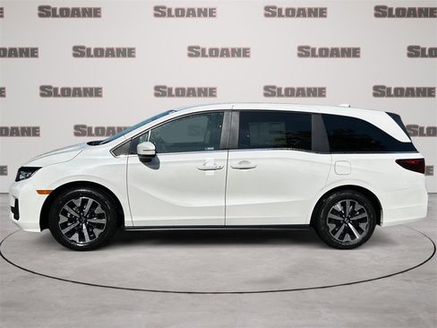 New 2026 Honda Odyssey EX-L image 2