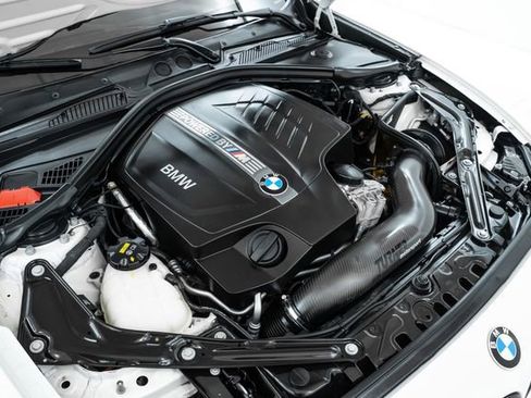 Used 2018 BMW M2 image 35