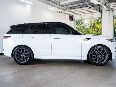 Used 2024 Land Rover Range Rover Sport Dynamic SE image 5