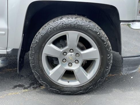 Used 2018 Chevrolet Silverado 1500 LT w/ Texas Edition AWD/4WD image 52