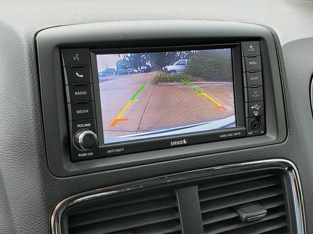 Used 2018 Dodge Grand Caravan SE w/ UConnect Hands-Free Group FWD image 22