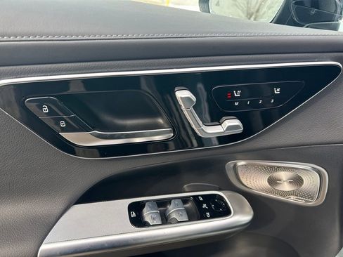 New 2026 Mercedes-Benz GLC 300 GLC 300 image 9