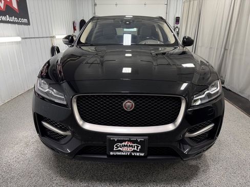 Used 2020 Jaguar F-PACE R-Sport image 2