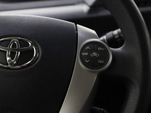 Used 2014 Toyota Prius C Three image 24