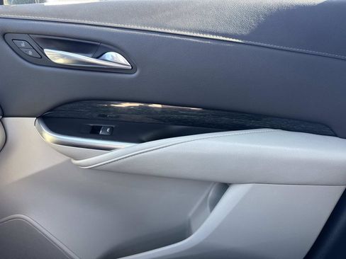 Used 2022 Cadillac XT4 Premium Luxury w/ Safety Alert Package image 24