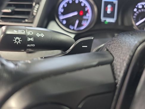 Used 2023 Toyota Camry SE image 30