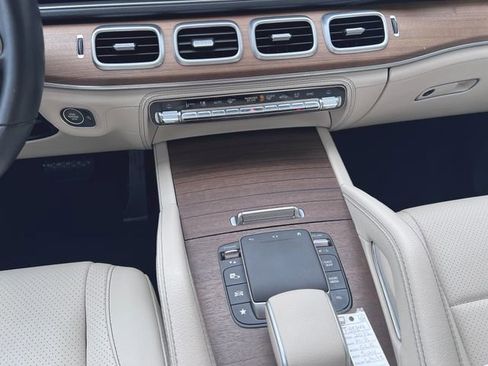 Used 2022 Mercedes-Benz GLE 350 image 31