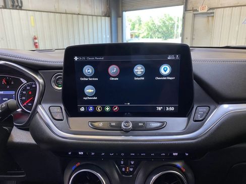 Used 2025 Chevrolet Blazer LT FWD image 38