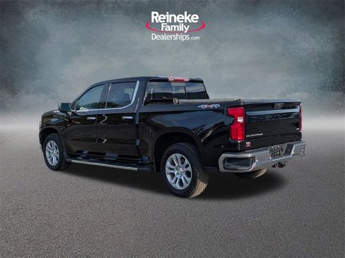 Used 2022 Chevrolet Silverado 1500 LTZ image 8