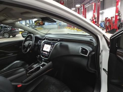 Used 2021 Nissan Murano Platinum w/ Cargo Package image 10