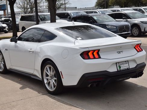 Certified 2025 Ford Mustang GT Premium image 10