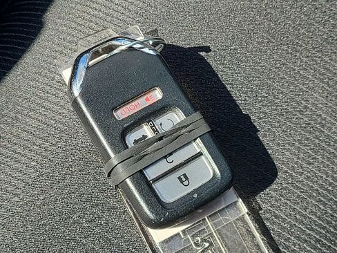 Used 2022 Honda Accord Sport image 35