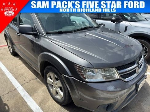 Used 2012 Dodge Journey SXT w/ Flexible Seating Group FWD image 2