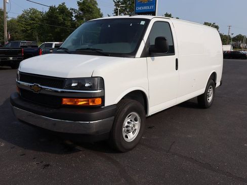 New 2025 Chevrolet Express 2500 w/ Driver Convenience Package RWD image 21