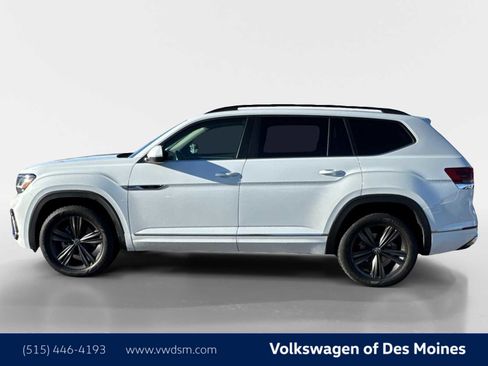 Used 2021 Volkswagen Atlas SE image 3