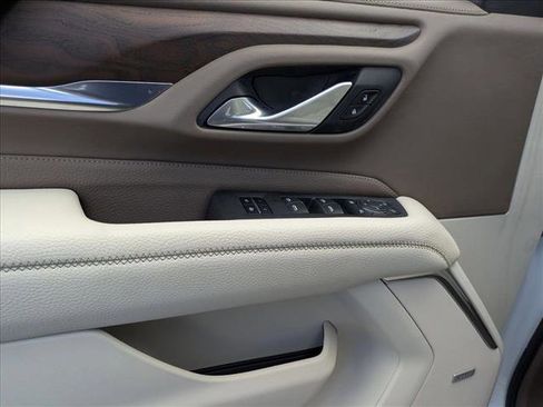 Used 2021 GMC Yukon XL Denali image 6