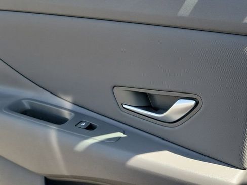 New 2026 Hyundai Elantra Sport FWD image 23
