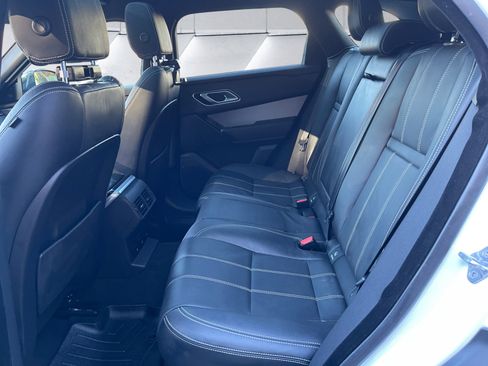 Used 2021 Land Rover Range Rover Velar R-Dynamic S image 14