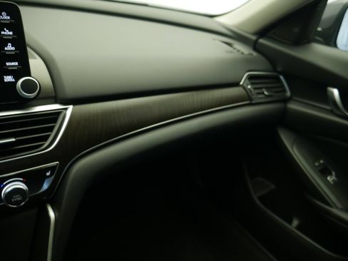 Used 2018 Honda Accord EX-L image 33
