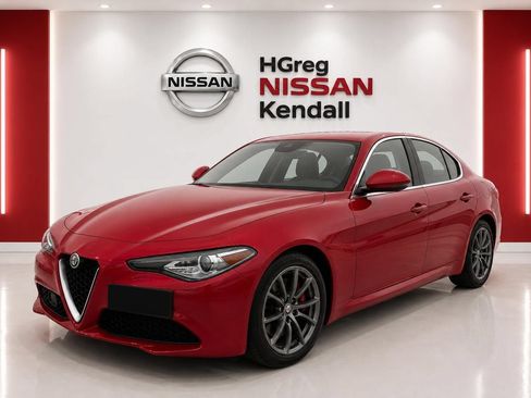 Used 2020 Alfa Romeo Giulia RWD image 3